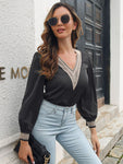 Contrast V-Neck Puff Sleeve Blouse